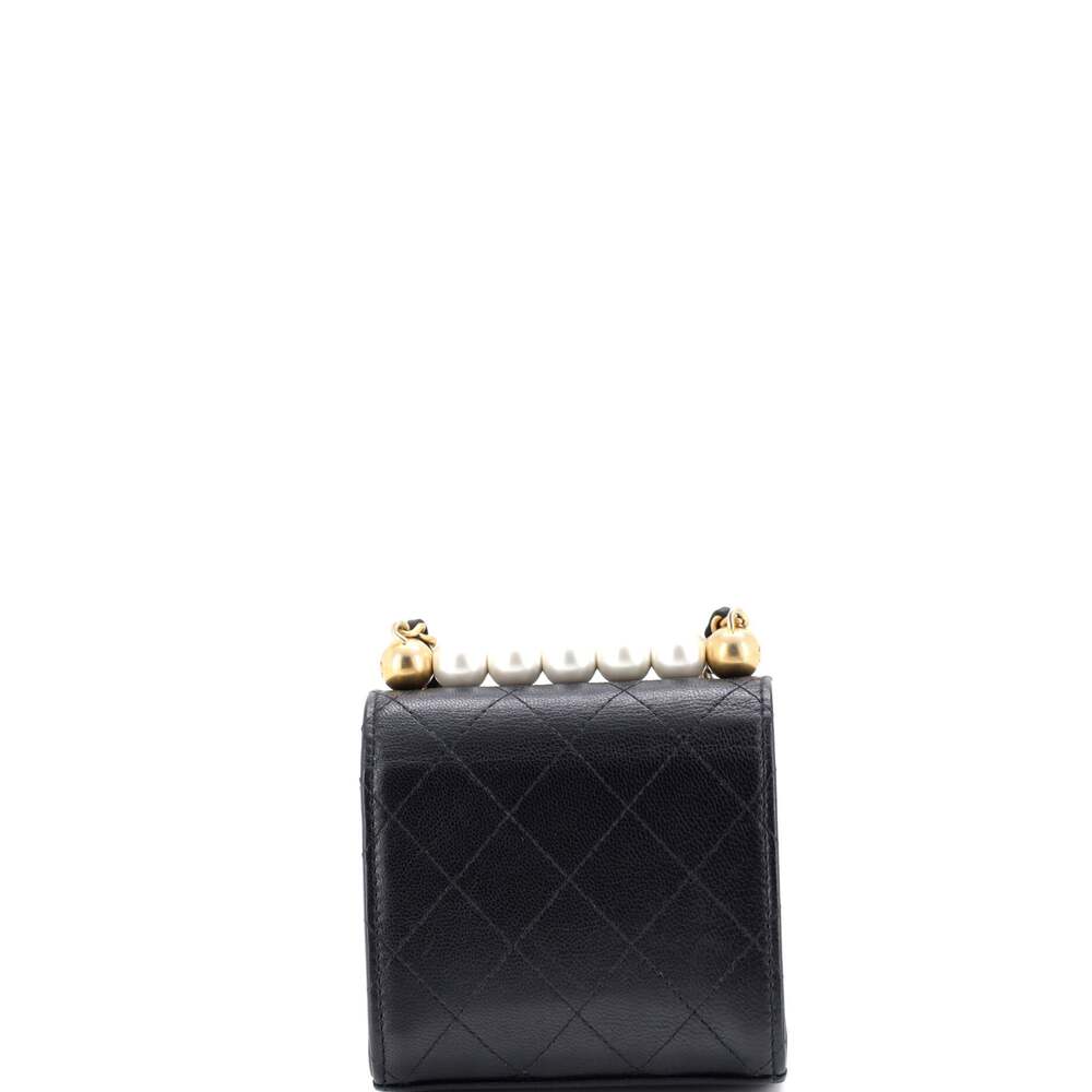 Chanel Chic Pearls Flap Clutch With #205376C26B - Picture 4 of 8